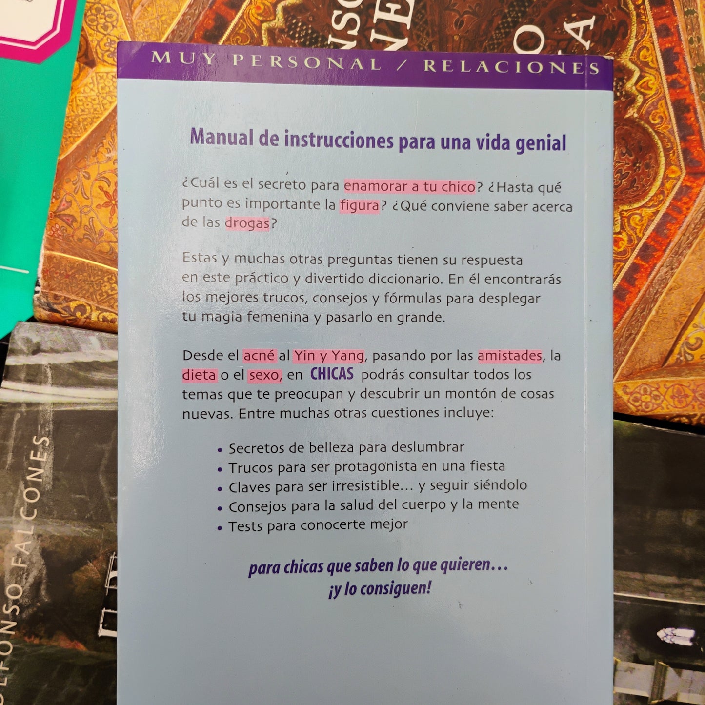 ABC de todo lo que quieres saber CHICAS. Manual para chicas buenas... y malas. - Adriana Ortemberg