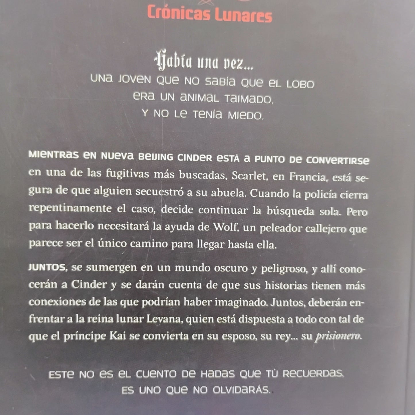 Scarlet (Crónicas Lunares) - Marissa Meyer