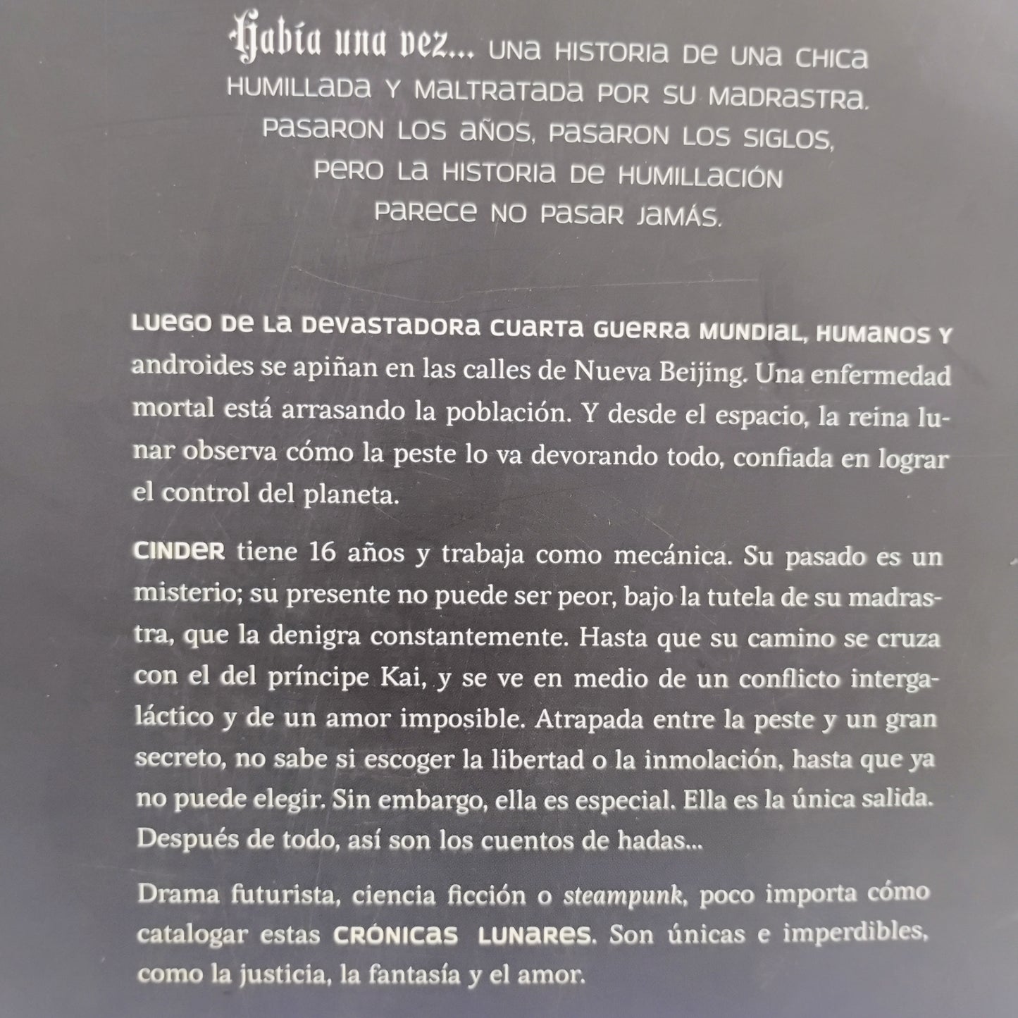Cinder (Crónicas Lunares) - Marissa Meyer