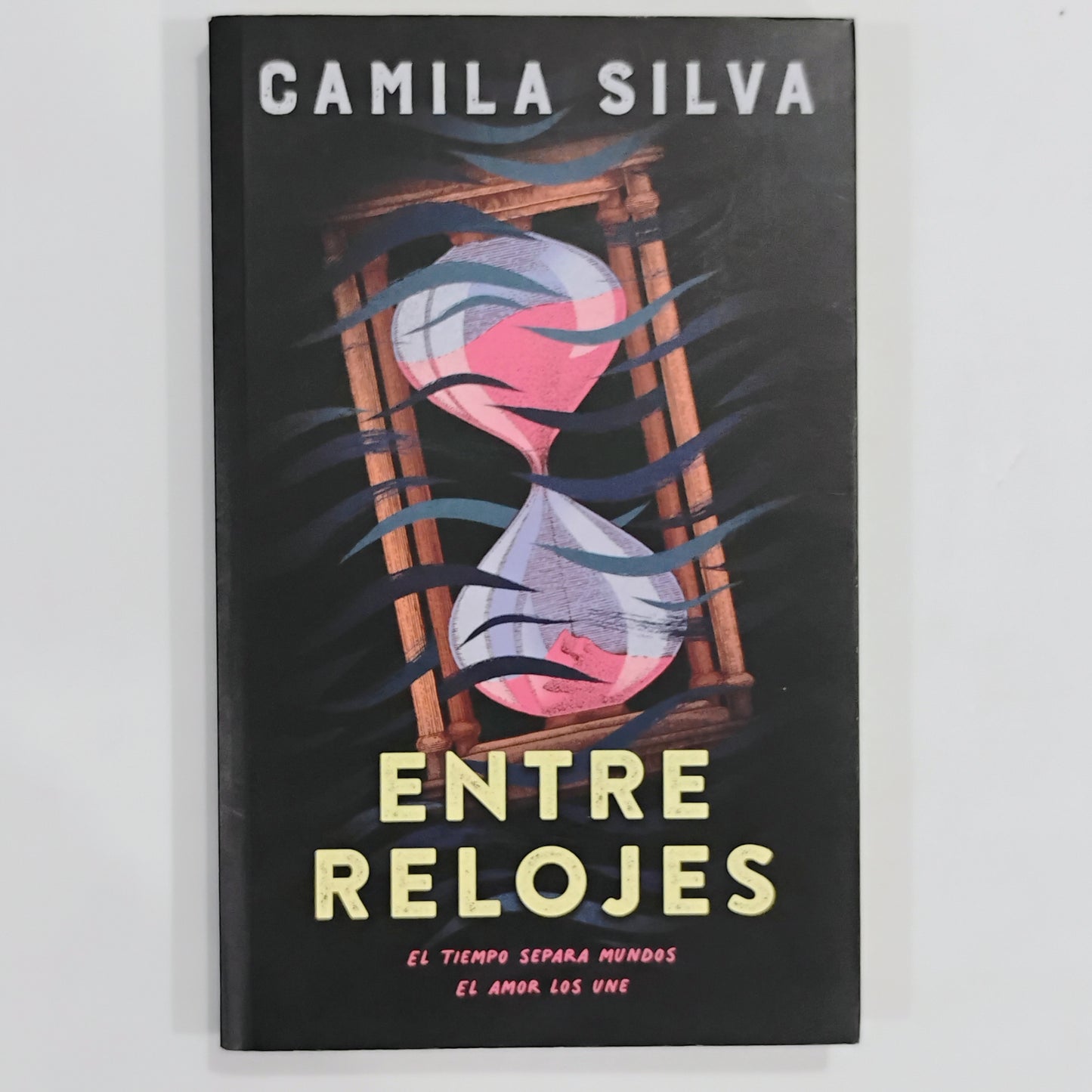 Entre relojes - Camila Silva