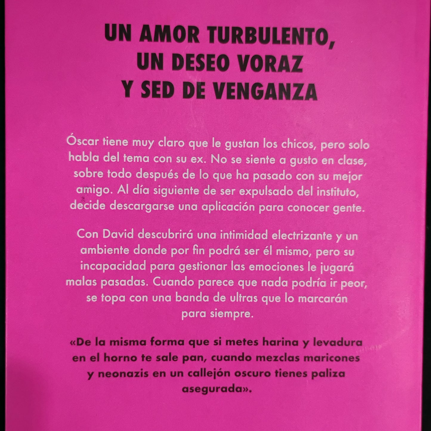 Armarios y barricadas - Adrià Aguacil