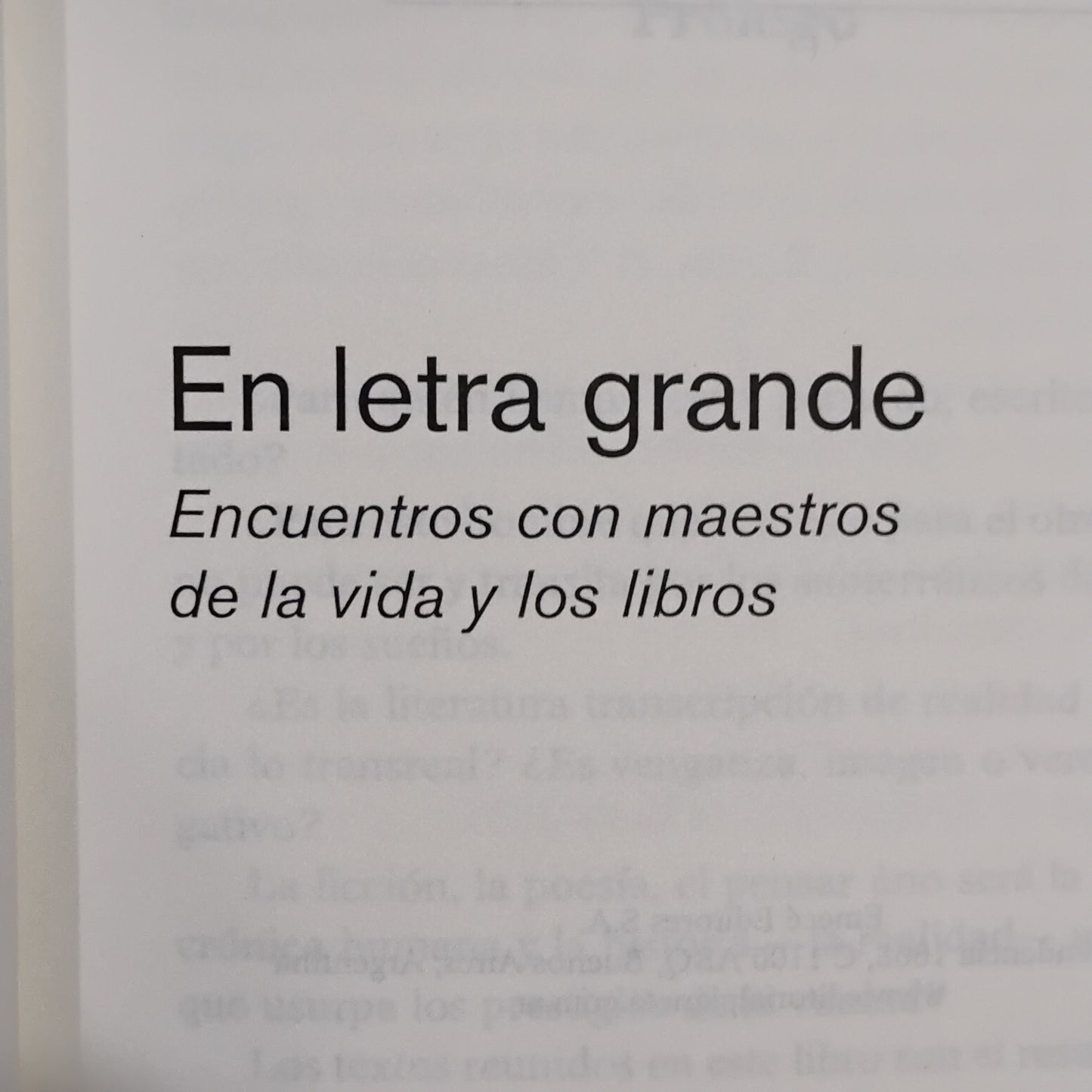 En letra grande - Abel Posse