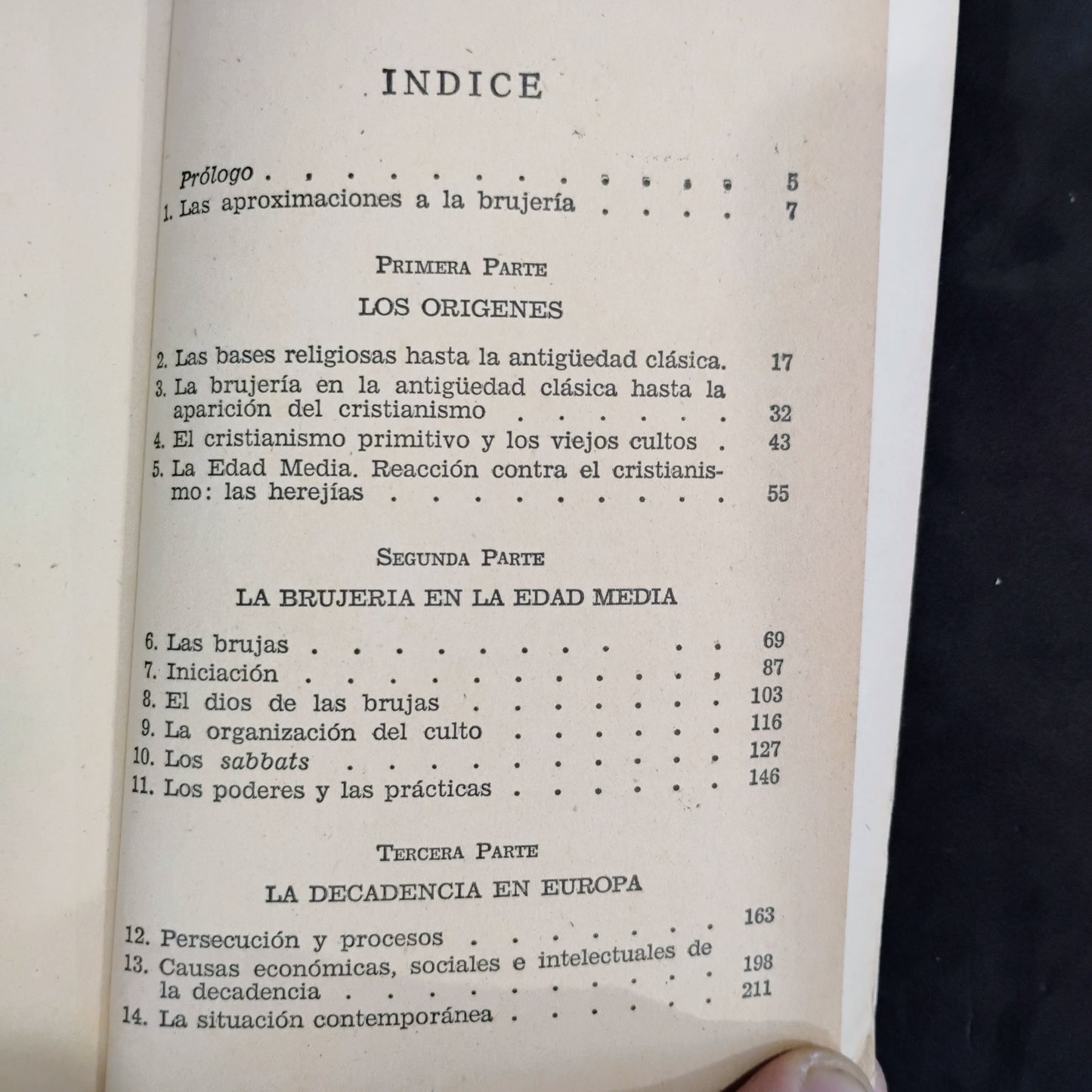 LA BRUJERÍA - Penethon Hughes