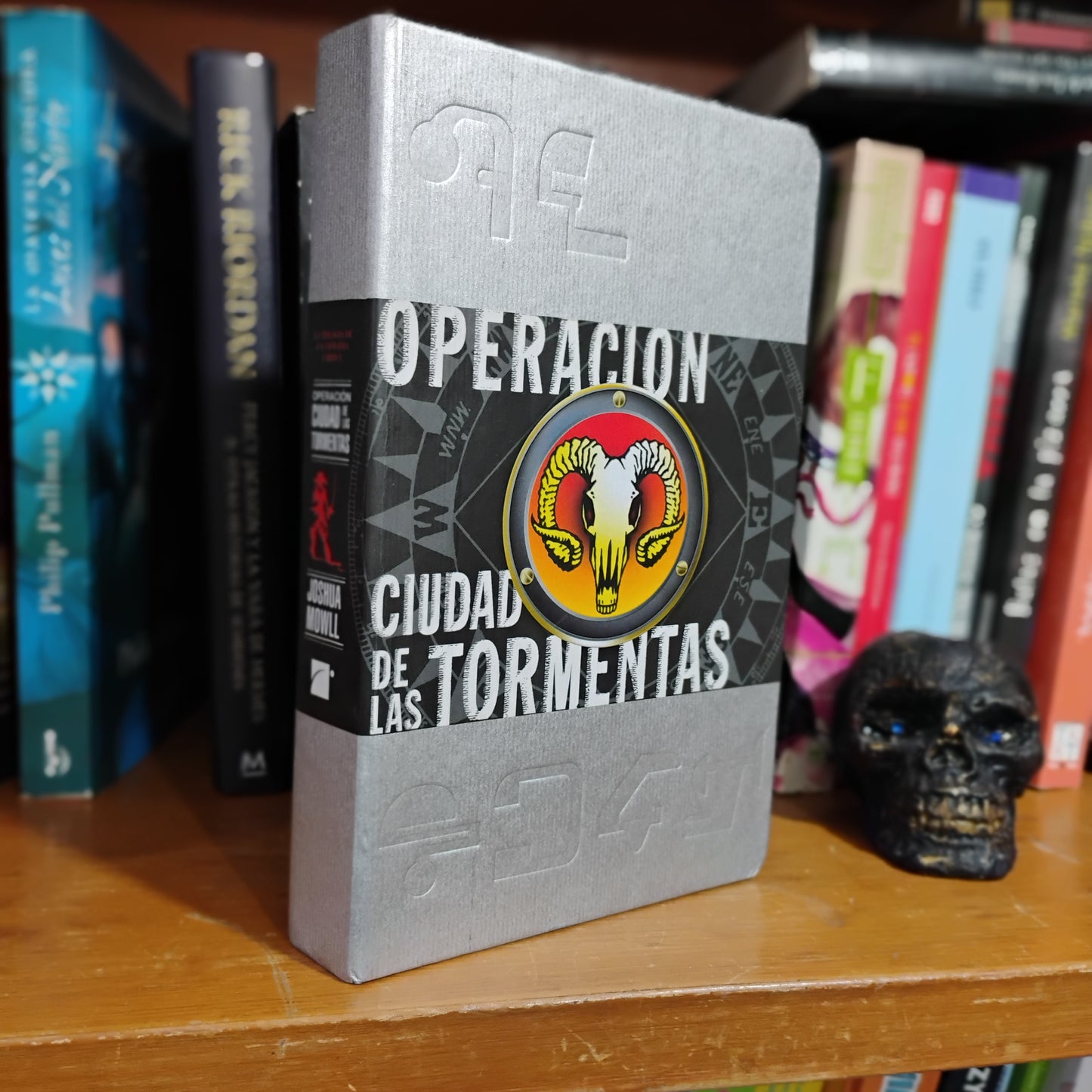 Operación Ciudad de las tormentas - Joshua Mowll
