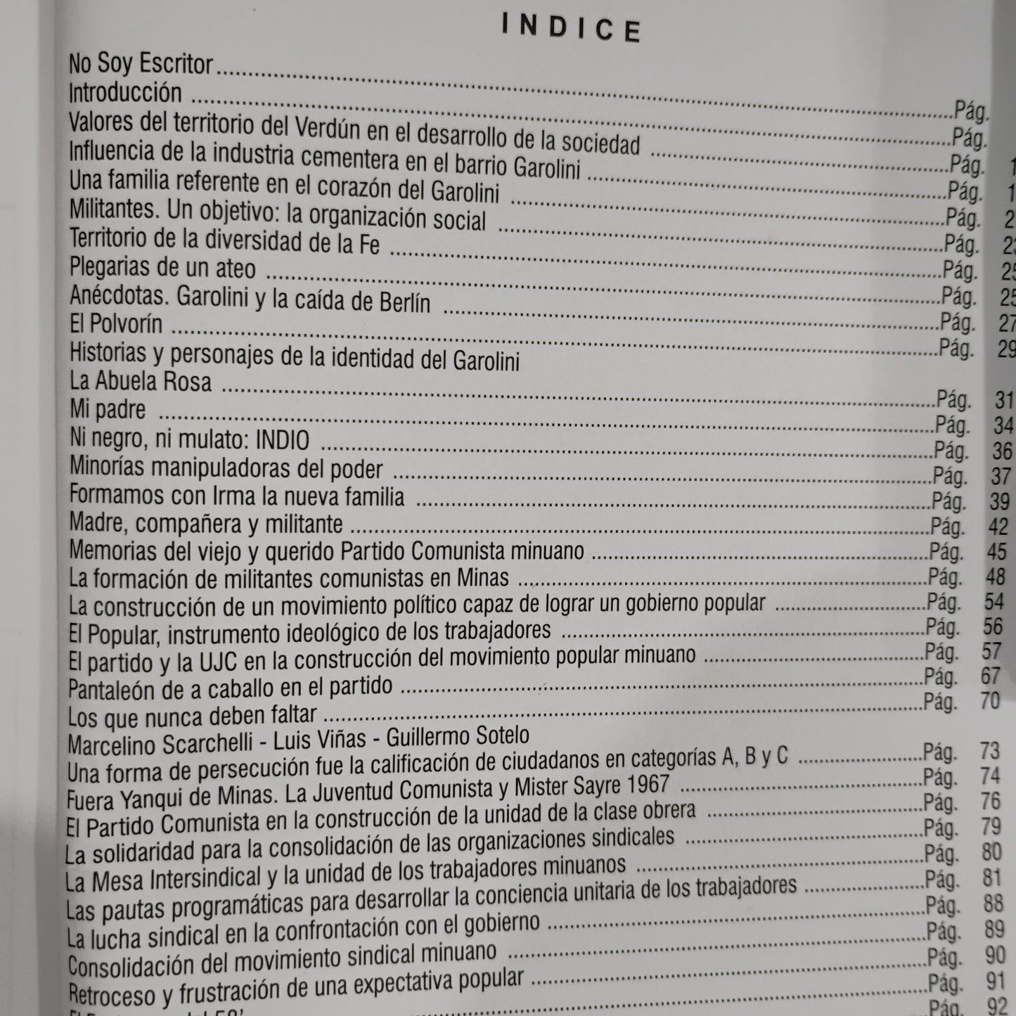 Sin pistola a la cintura - Luis Alejandro Pais Riverón