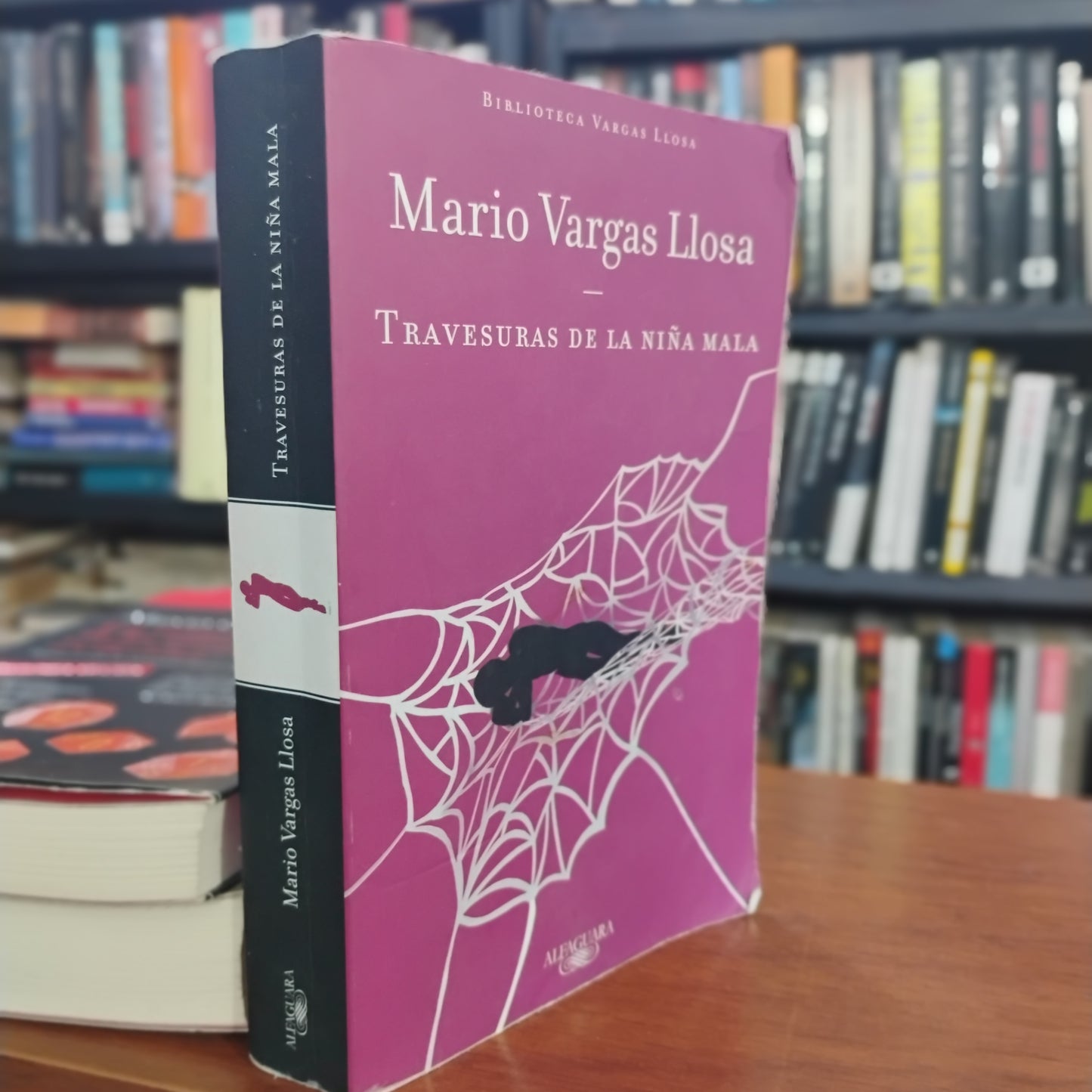 Travesuras de una niña mala - Mario Vargas Llosa