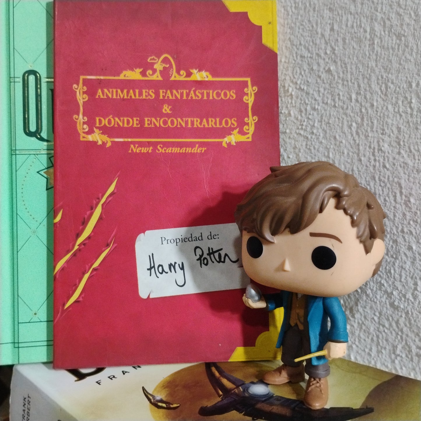 Animales fantásticos y dónde encontrarlos. Newt Scamander - J. K. Rowling