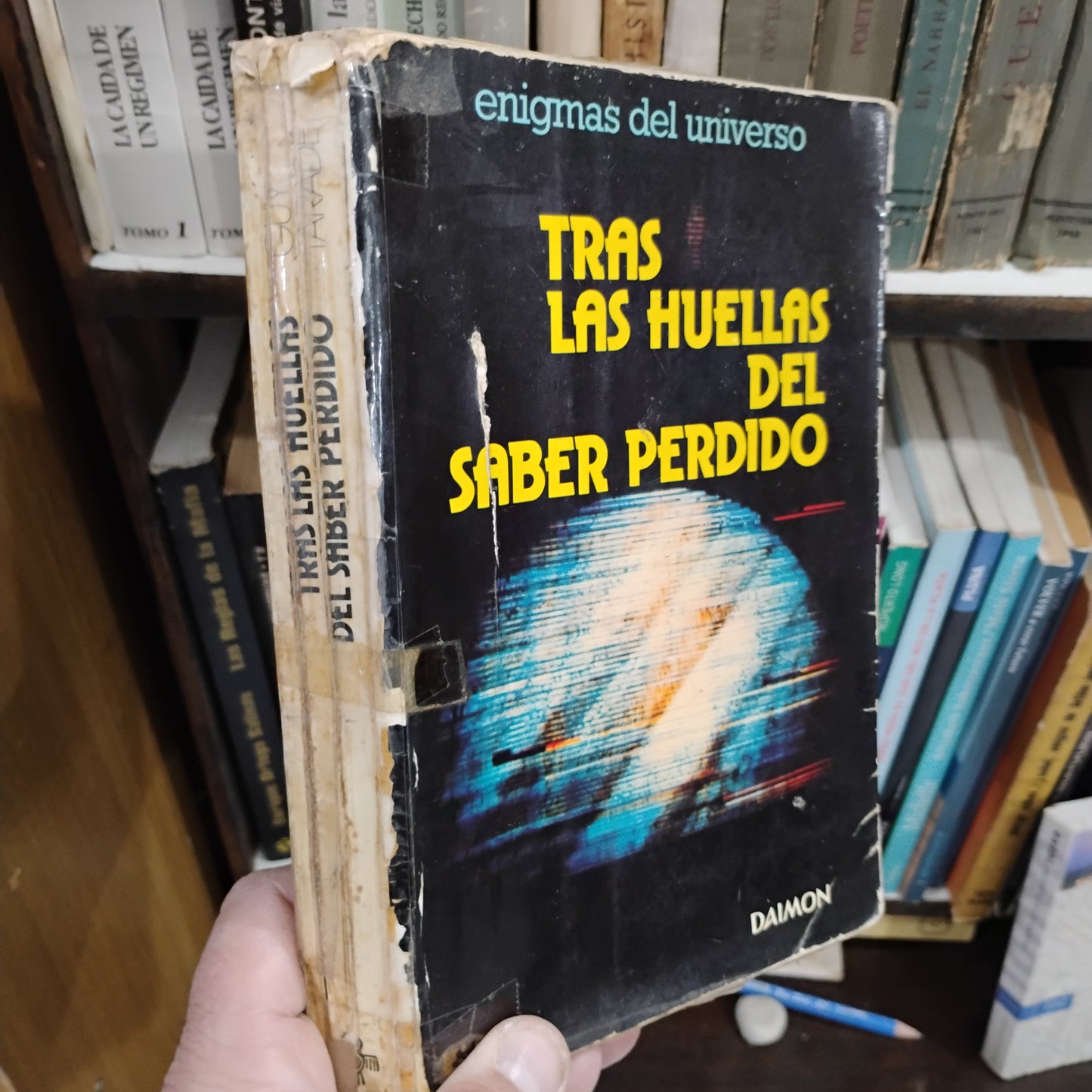 Tras las huellas del saber perdido - Guy Tarade