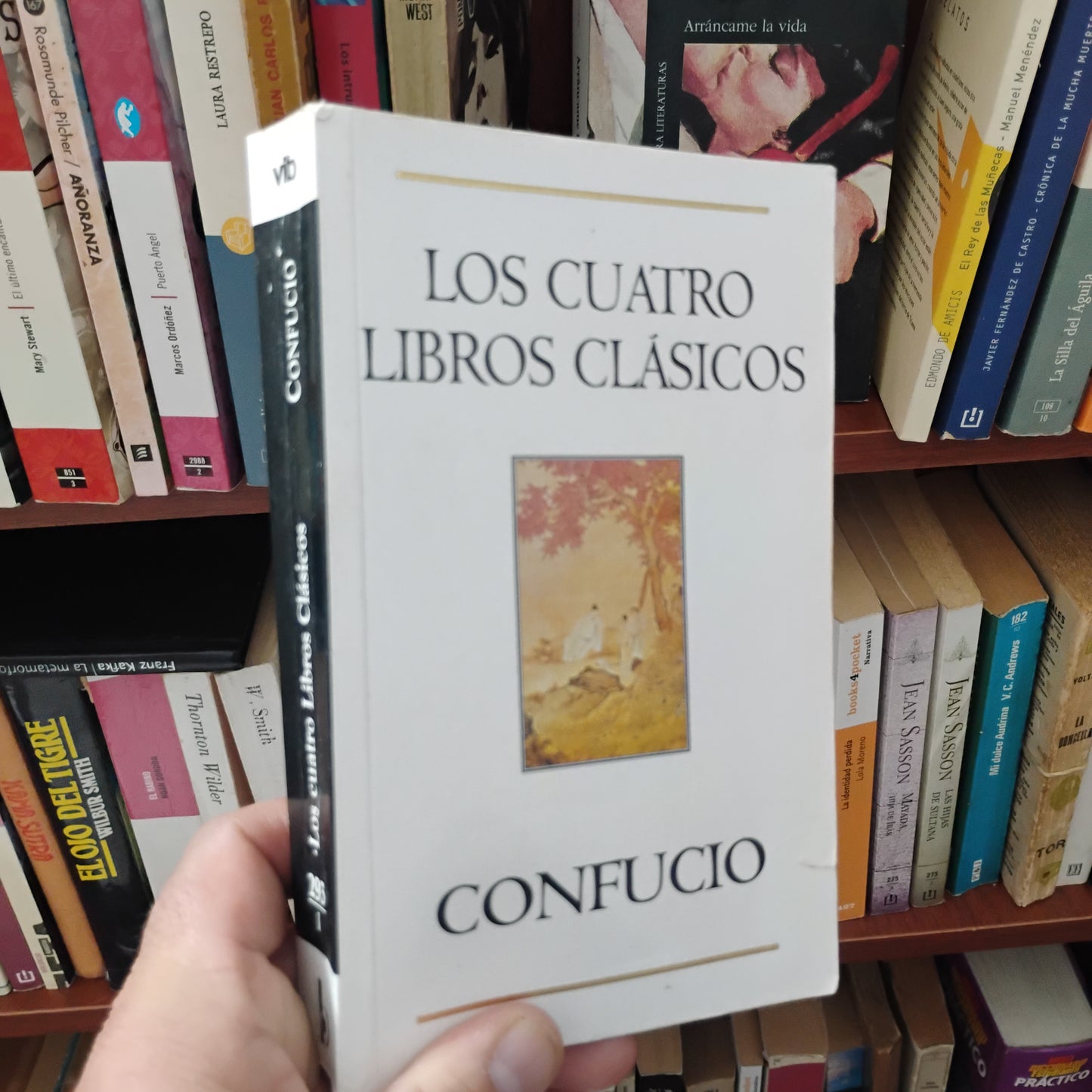 LOS CUATRO LIBROS CLÁSICOS - CONFUCIO
