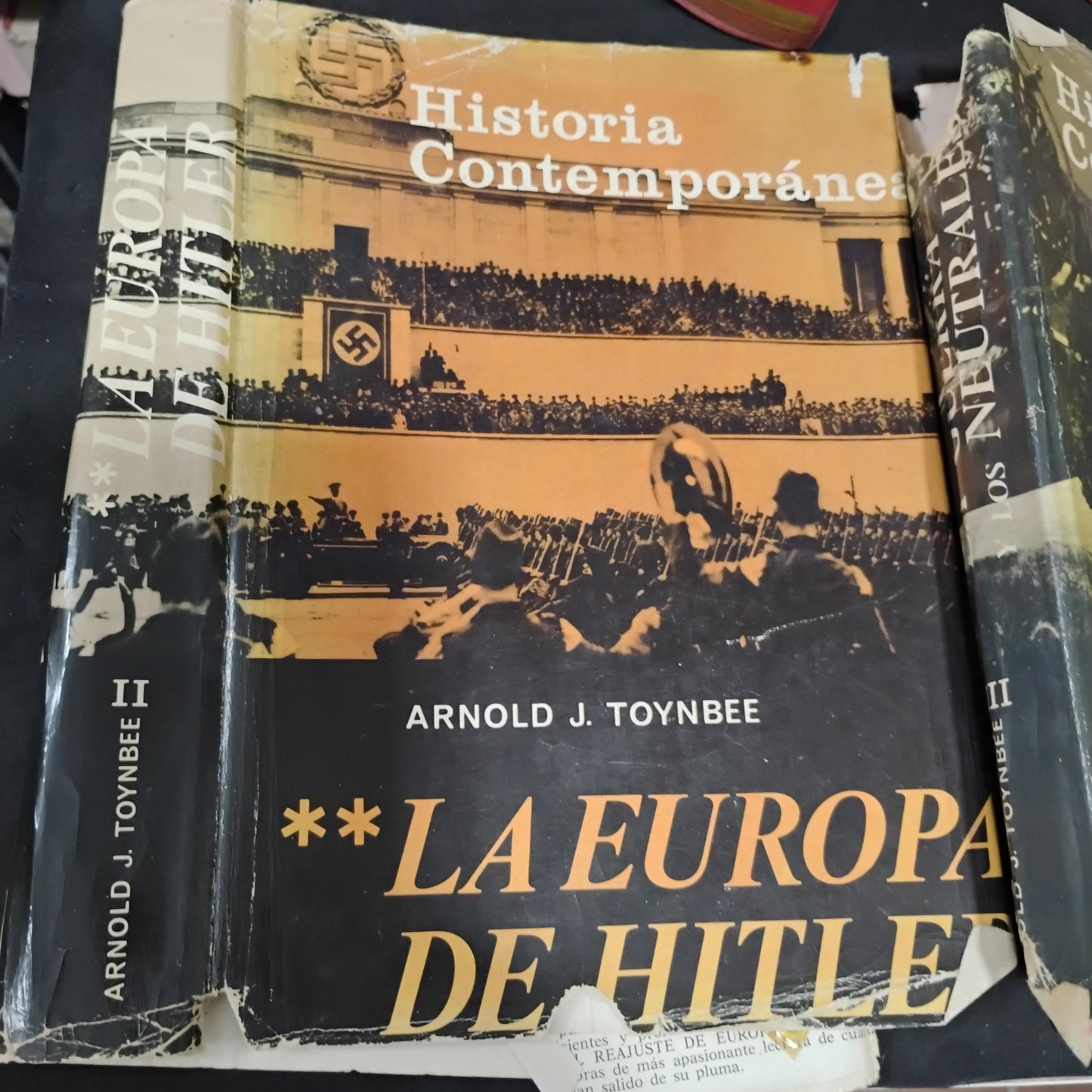 HISTORIA CONTEMPORÁNEA. La Europa de Hitler (tomos I y II), La guerra de los neutrales (tomo III), El reajuste de Europa (tomo IV) - Arnold Toynbee