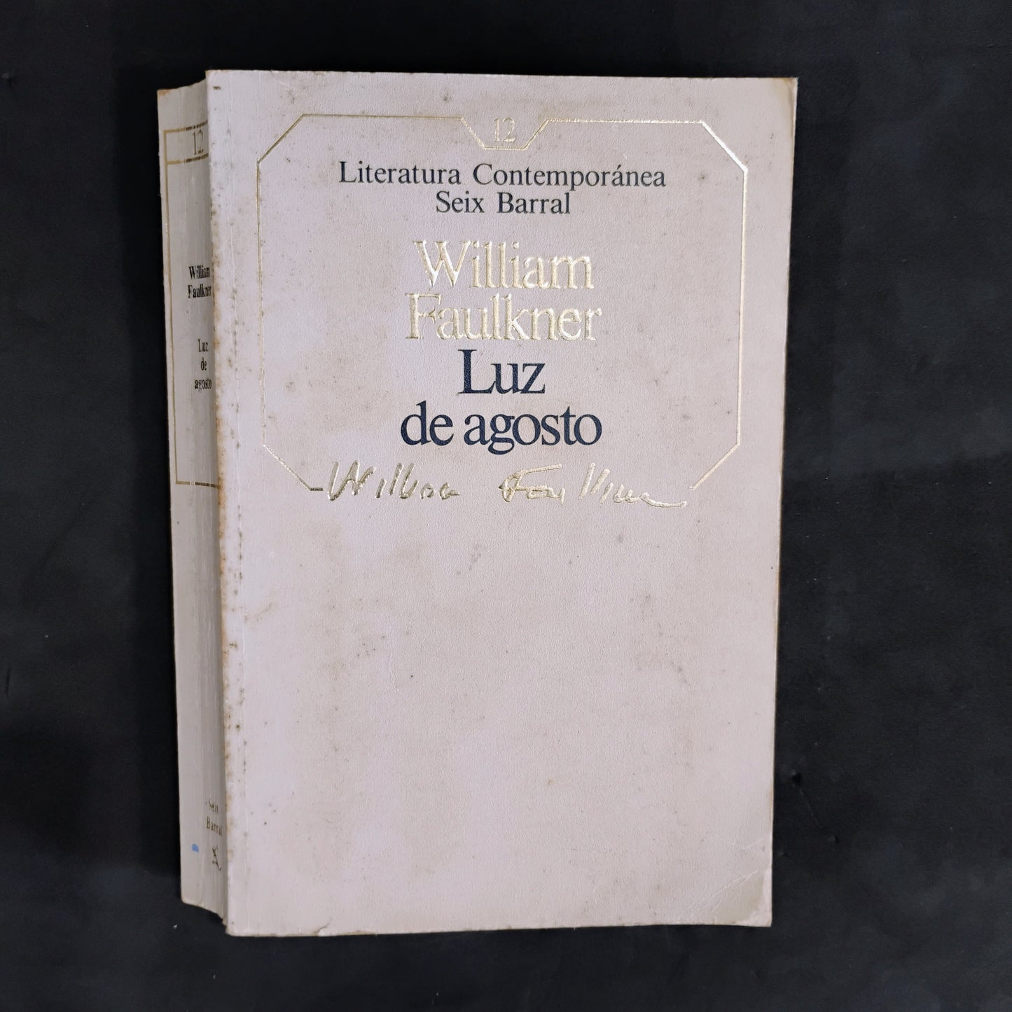 Luz de agosto - William Faulkner
