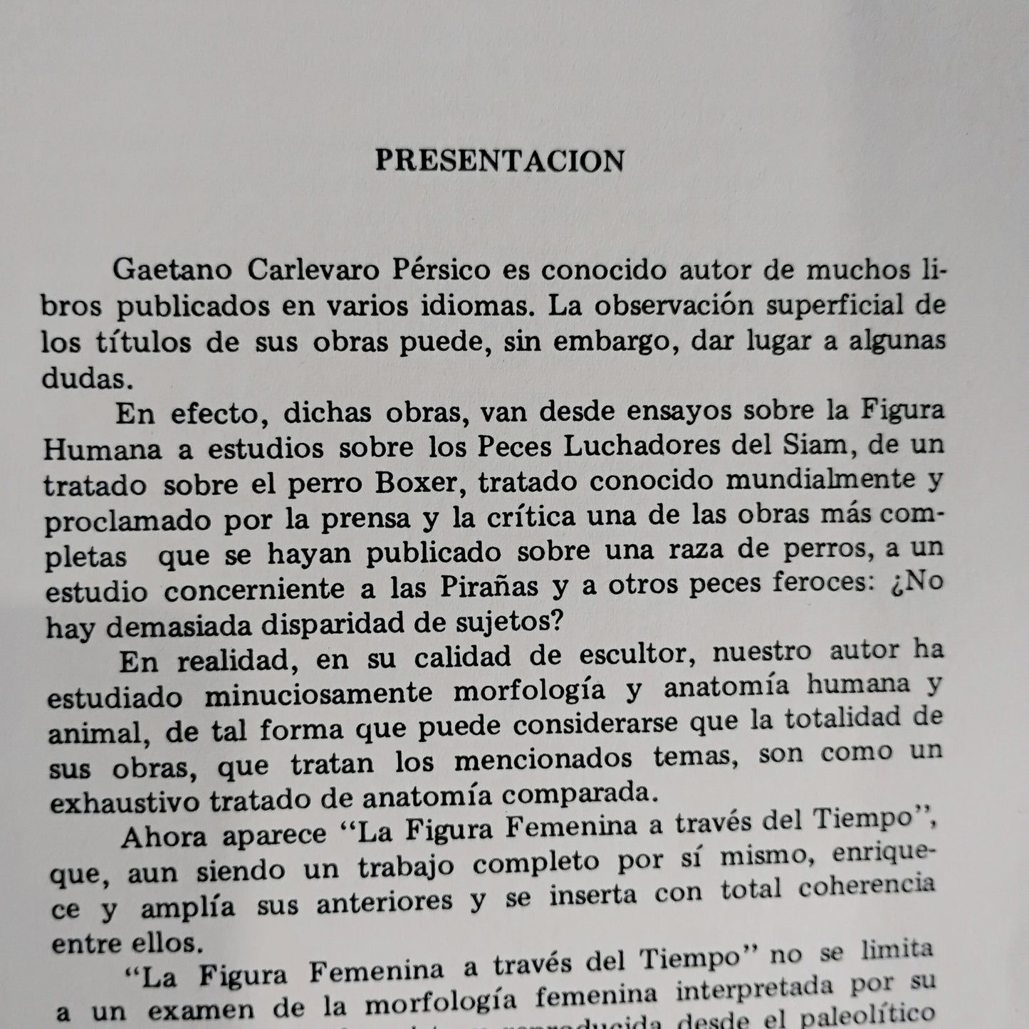 La figura femenina a través del tiempo - Gaetano Carlevaro Persico
