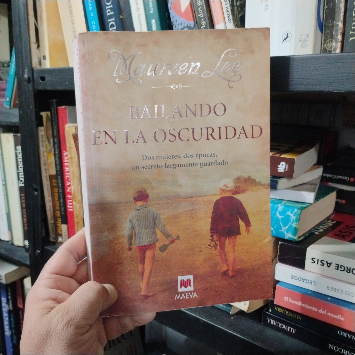Bailando en la oscuridad - Maureen Lee