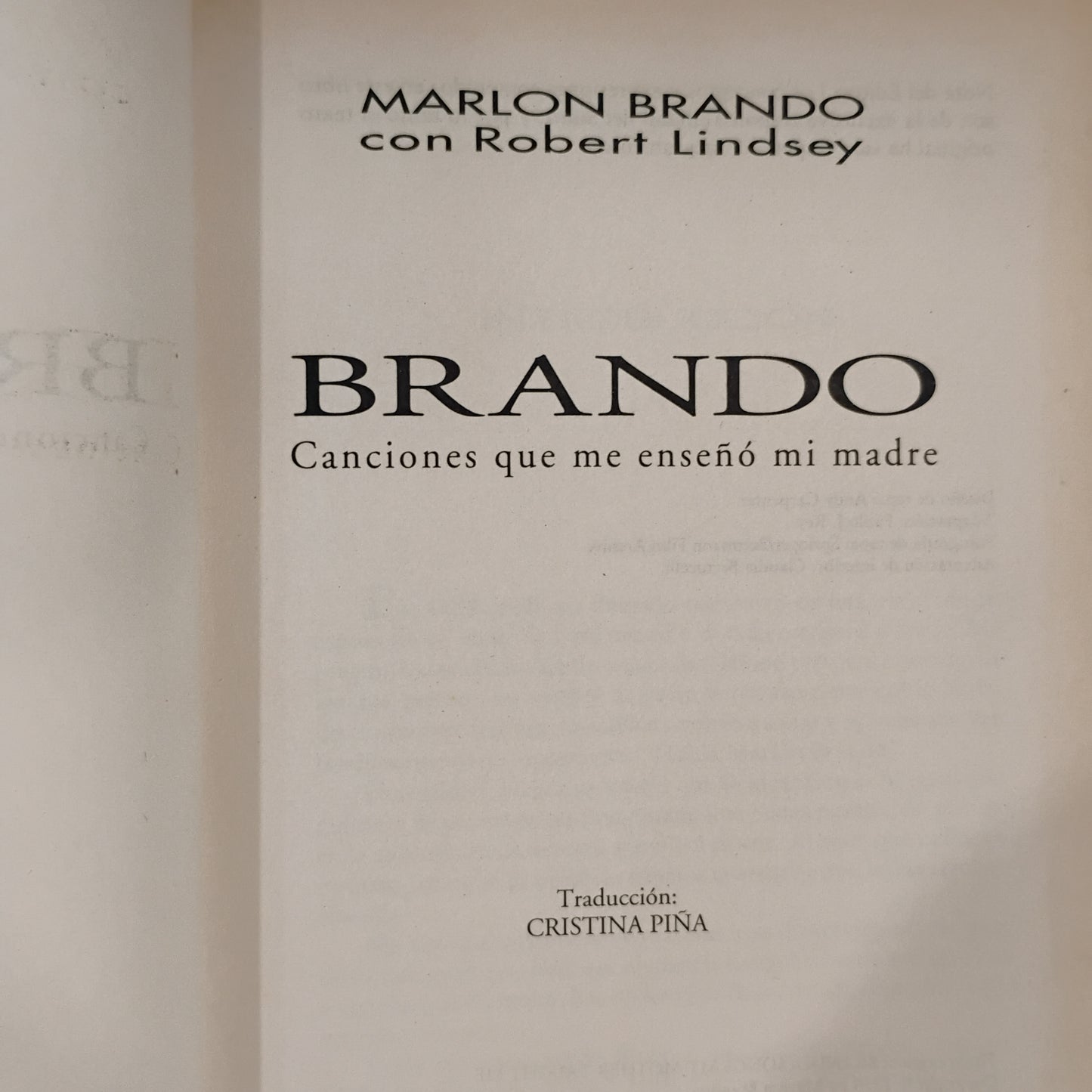 BRANDO. Canciones que me enseñó mi madre - Marlon Brando con Robert Lindsey