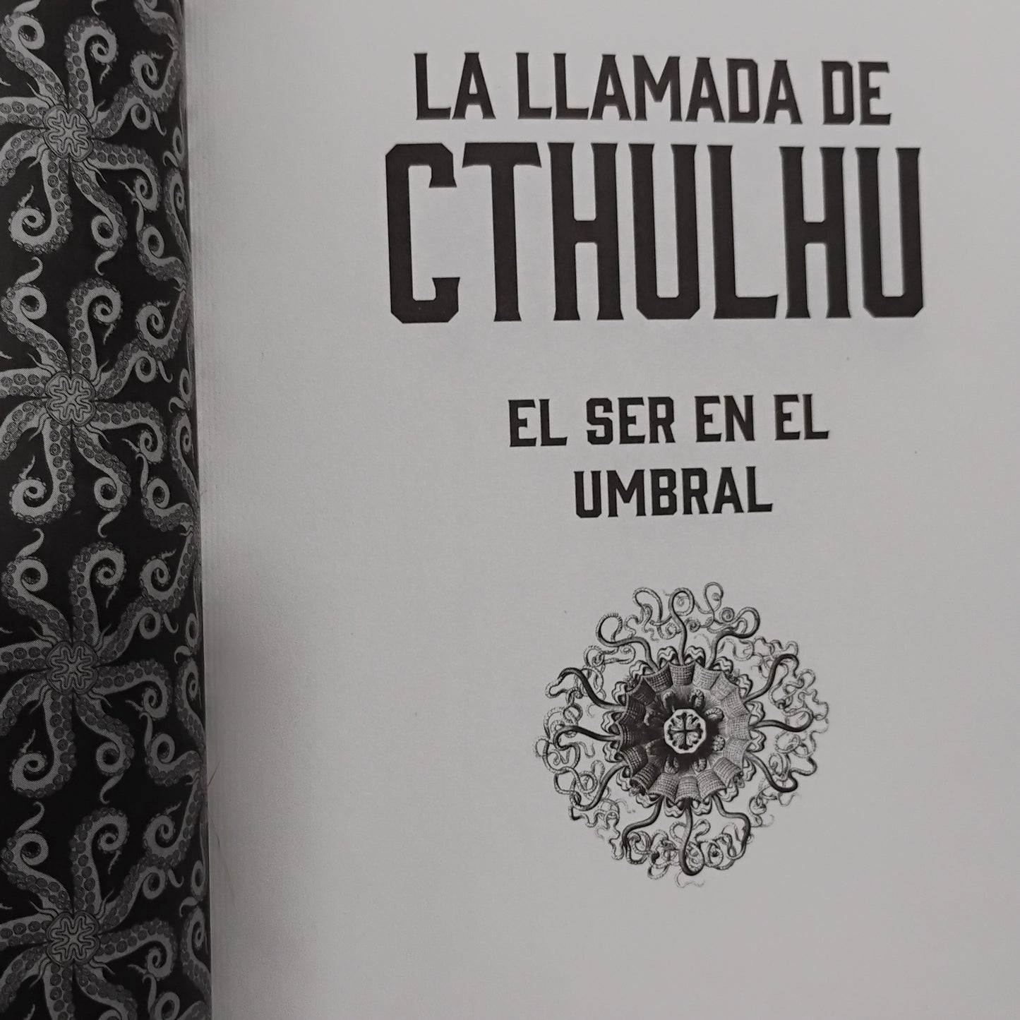 La llamada de Cthulhu/El ser en el umbral - H.P. Lovecraft