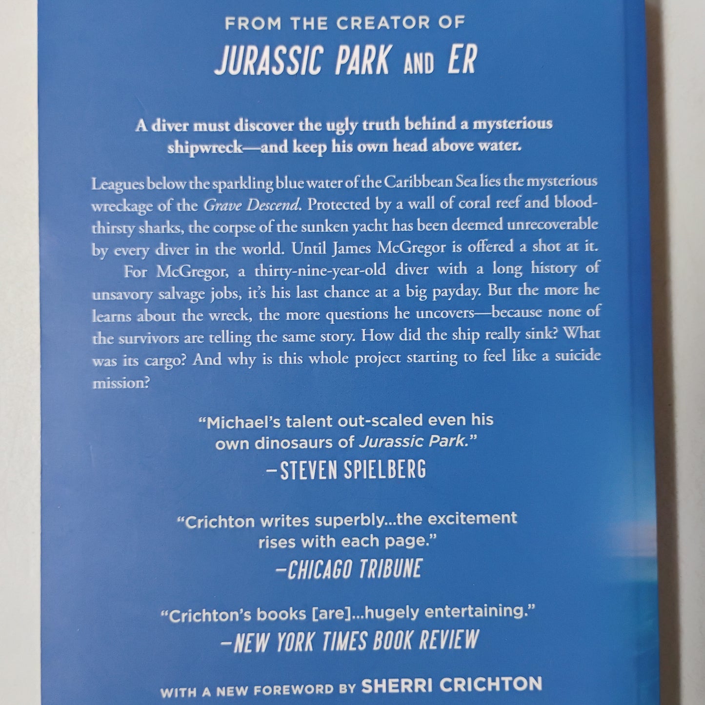 GRAVE DESCEND - Michael Crichton (writing as John Lange)