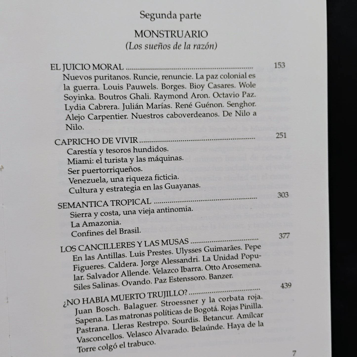 Raíces y letras - Jorge Emilio Gallardo