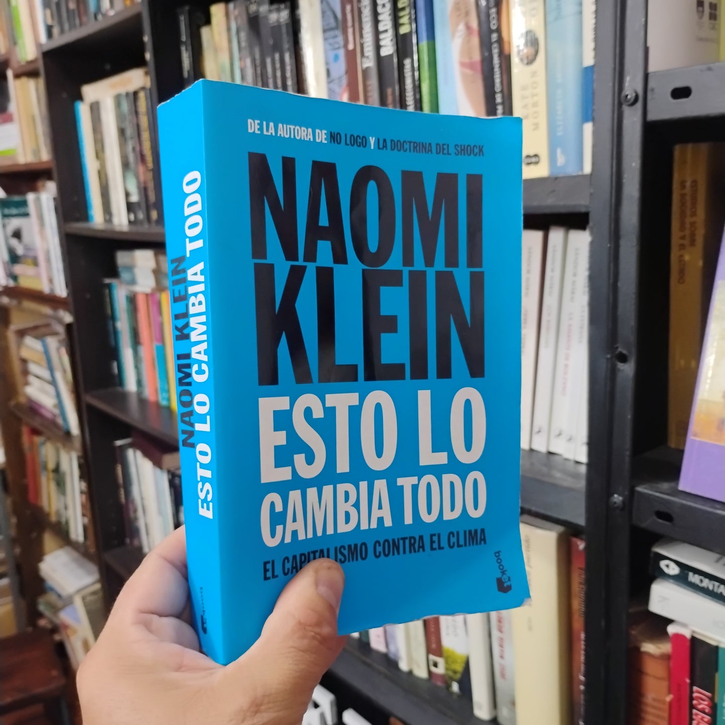 ESTO LO CAMBIA TODO. El Capitalismo contra el clima. - Noemi Klein