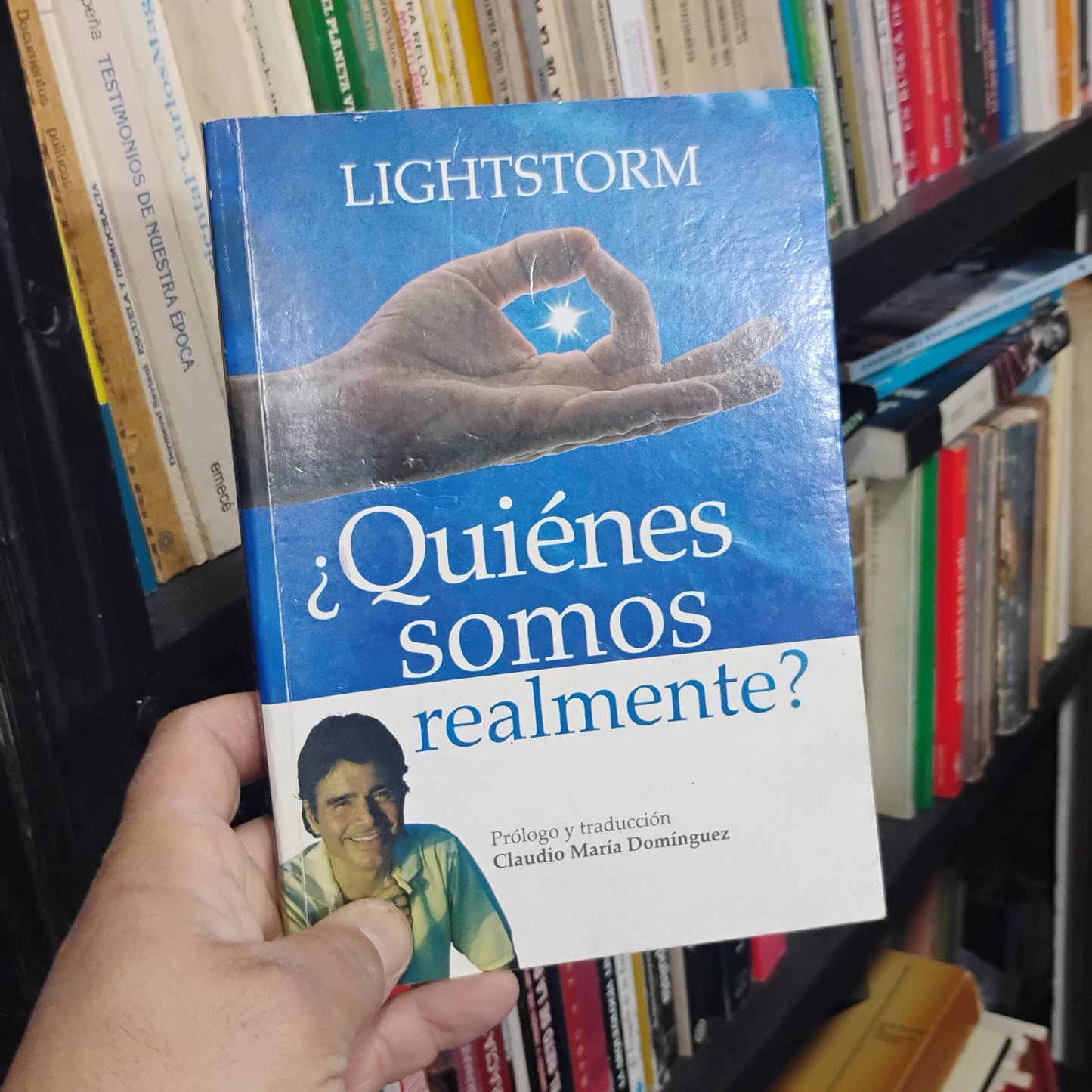 ¿Quienes somos realmente? - Lightstorm