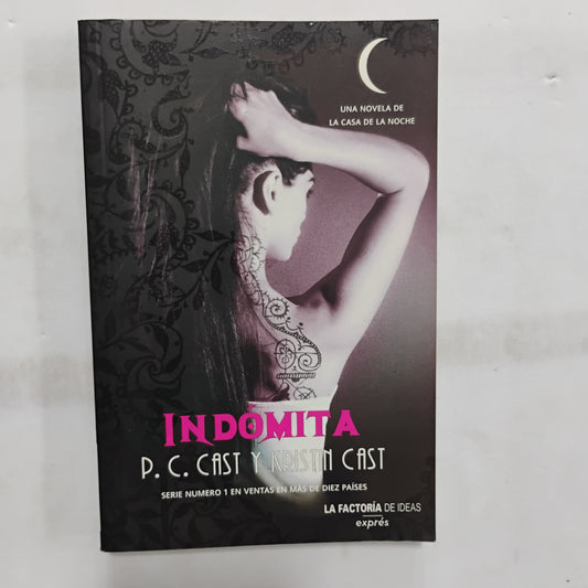 Indomita - P. C. Cast y Kristin Cast