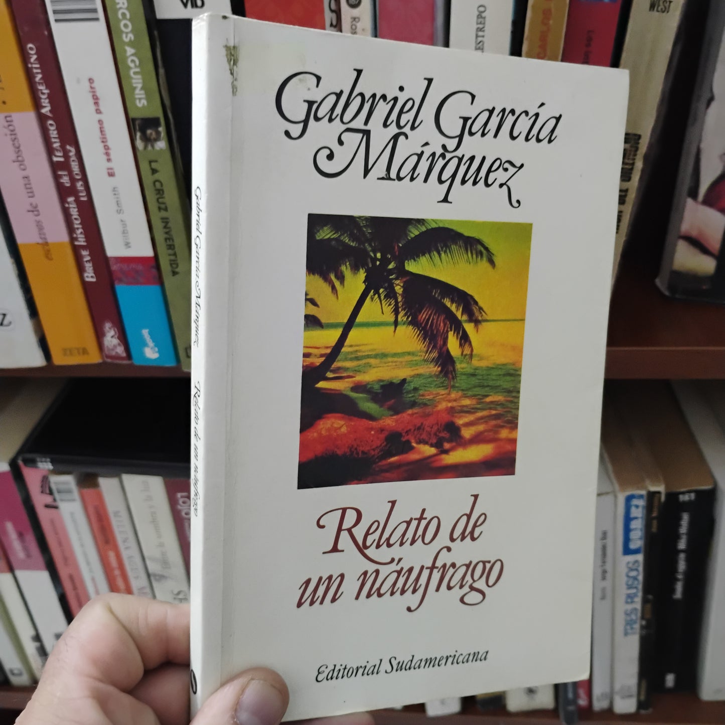 RELATO DE UN NAUFRAGO - Gabriel García Márquez
