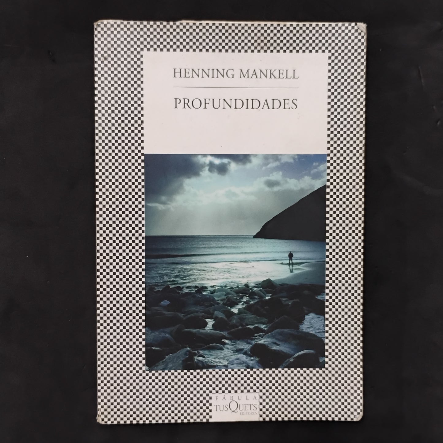 Profundidades - Hanning Mankell